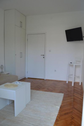 Отель Gospostina Apartments  Будва